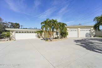 104 W Alachua Ln, Cocoa Beach, FL 32931
