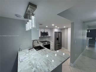 5550 NW 44th St Unit 205B, Lauderhill, FL 33319