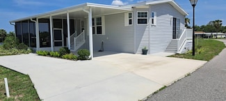 200 Devault St Unit 152, Umatilla, FL 32784