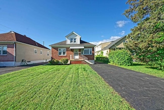 100 Dartmouth St, Albany, NY 12209