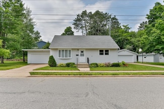 808 Moreland Ave, Schofield, WI 54476