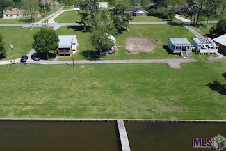 6156 Island Queen Ln, Ventress, LA 70783