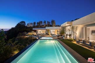 1645 Carla Ridge, Beverly Hills, CA 90210