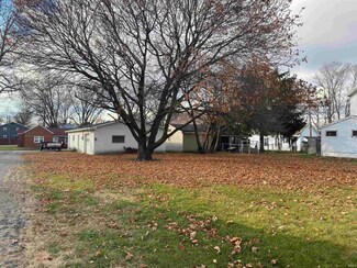 427 S Wall St, Winchester, IN 47394