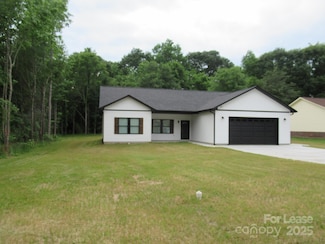 200 Massapoag Rd, Lincolnton, NC 28092