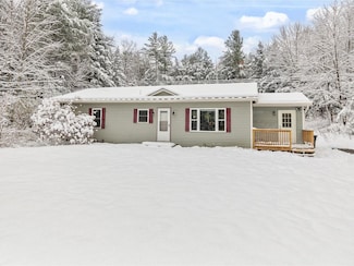 818 Main St, Fairfax, VT 05454