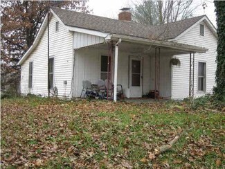 504 E Patoka St, Winslow, IN 47598