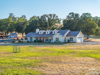 15775 Red Bank Rd, Red Bluff, CA 96080