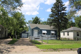2219 Magnolia St, Rockford, IL 61104