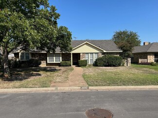 911 Pebblebrook Dr, Allen, TX 75002