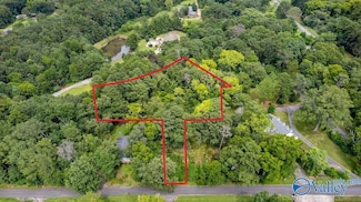 2.84+/- Brindley St, Gadsden, AL 35904