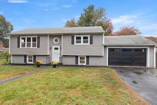 48 Swan Ave, Methuen, MA 01844