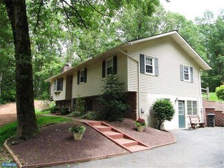 503 Mullen Hollow Rd, Birdsboro, PA 19508