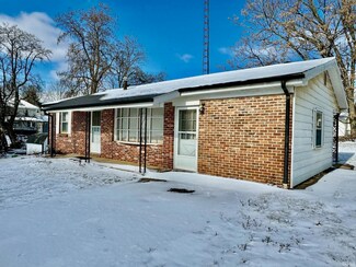 801 Summit Ln, Bedford, IN 47421