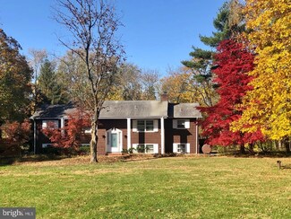 1533 Harbourton Rocktown Rd, Lambertville, NJ 08530