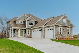 N75W23873 High Ridge Dr, Sussex, WI 53089
