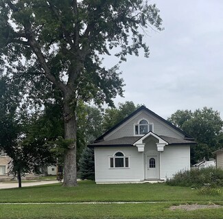 1321 Lake Ave, Gothenburg, NE 69138