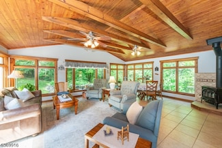 105 Goodale Rd, Newton, NJ 07860