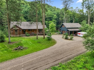 000 Wonder Ln, Henderson Township, PA 15767