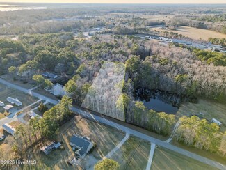 165 Dragstrip Rd, New Bern, NC 28560