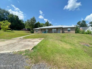 4387 Wilton St, Marianna, FL 32446