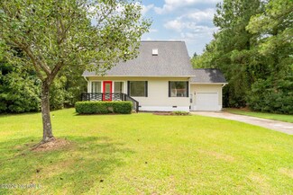 2321 Caracara Dr, New Bern, NC 28560