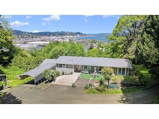 63642 Flanagan Rd, Coos Bay, OR 97420