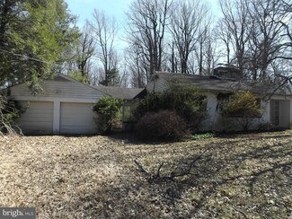 1227 Providence Rd, Towson, MD 21286