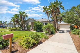 25842 Lomas Verdes St, Redlands, CA 92373