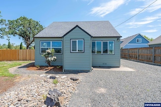 1685 S 12th St, Lebanon, OR 97355