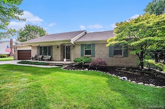 9300 Clippert St, Taylor, MI 48180