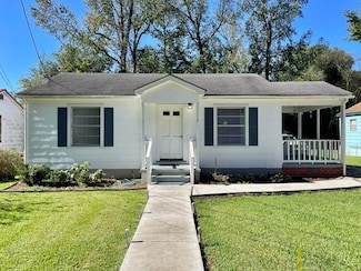 1117 Carolyn Ave, Columbia, MS 39429