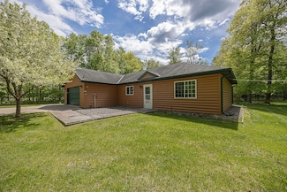 2359 Webb Forest Ct NW, Hackensack, MN 56452