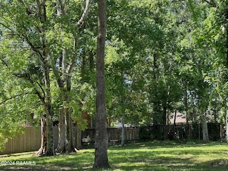 202 Rue Du Maurier, Lafayette, LA 70503