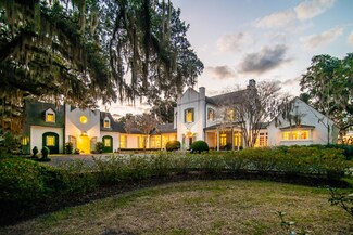 7 Lower Waverly Rd, Pawleys Island, SC 29585