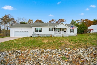 12 Tarah Way, Fremont, NH 03044