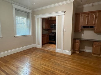 31 Queensberry St Unit 6, Boston, MA 02215