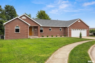 820 Belsly Way, Metamora, IL 61548