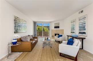 14315 Riverside Dr Unit 209, Sherman Oaks, CA 91423