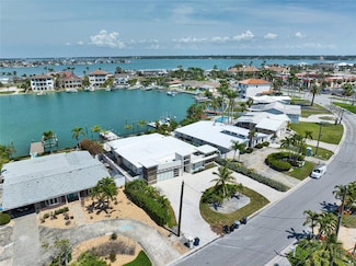 25 Dolphin Dr, Treasure Island, FL 33706