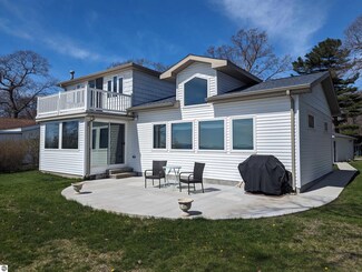 3317 S Point Augres Rd, Au Gres, MI 48703