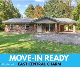 13109 Oak Haven Dr, Moss Point, MS 39562