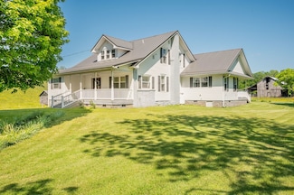 123 Luttie Banner Dr, Castlewood, VA 24224