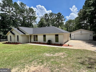 1379 Jones Rd, Cataula, GA 31804