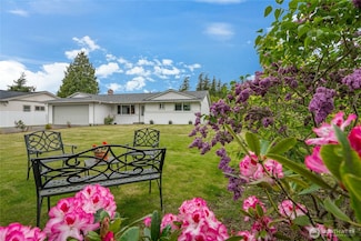 8039 Niska Rd, Blaine, WA 98230