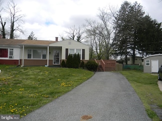 6 Wild Cherry Ct, Windsor Mill, MD 21244