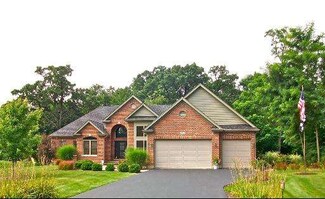8975 N Stonewall Dr, Millbrook, IL 60536