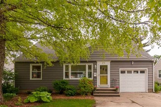 15 S Meadow Ln, Madison, WI 53705