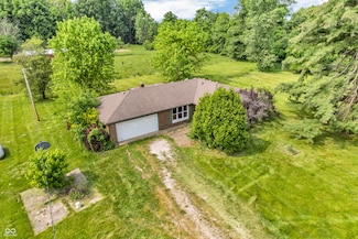 8784 E Range Line Rd, Coatesville, IN 46121