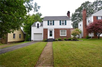 1326 22nd St NE, Canton, OH 44714